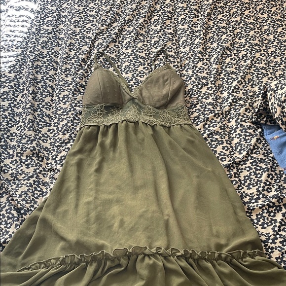 Derek Heart Olive Green Lace Chemise - Picture 3 of 6